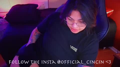 Snapshot of miacanela_xo chatting on February 8, 2:58 am Mia online show from February 8, 2:58 am