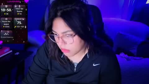 Mia online show from February 1, 2:10 am