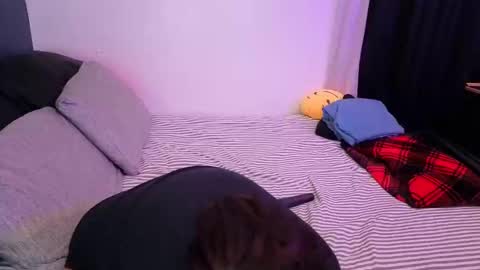 Mia online show from March 4, 3:12 am