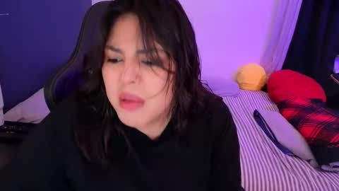 Mia online show from March 24, 12:59 am