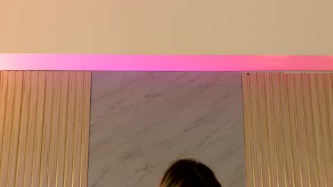 Snapshot of miacharm1 chatting on December 2, 9:54 pm Mia online show from December 2, 9:54 pm