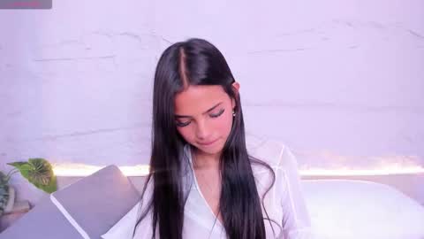 Snapshot of miacollins1_ chatting on March 7, 8:06 pm Mia online show from March 7, 8:06 pm