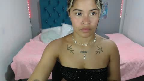 Snapshot of miacumgirl chatting on June 3, 2:33 pm miacumgirl online show from June 3, 2:33 pm