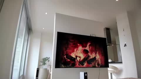 Snapshot of miaduval chatting on December 17, 9:16 pm Mia online show from December 17, 9:16 pm