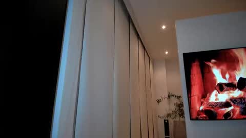 Snapshot of miaduval chatting on September 19, 11:05 pm Mia online show from September 19, 11:05 pm