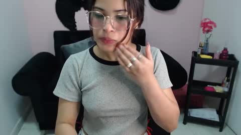 miafuckpussyhard online show from December 19, 12:23 pm