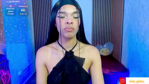 Snapshot of miagates_tay chatting on November 7, 2:11 am Mia online show from November 7, 2:11 am