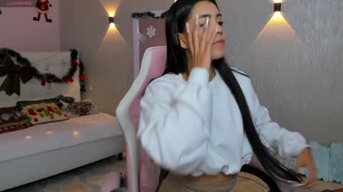 Mia Gomez online show from December 27, 12:56 pm