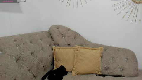 Miah Collins online show from February 7, 5:07 pm