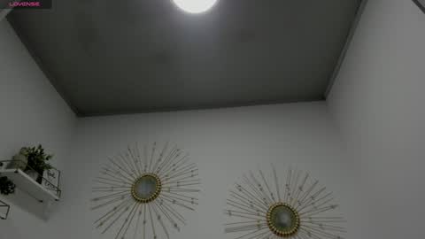 Miah Collins online show from February 8, 9:13 am