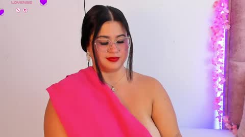 Snapshot of miah_kumar chatting on May 19, 6:36 pm Miah Kumar online show from May 19, 6:36 pm