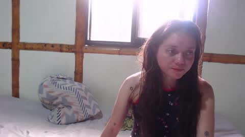 Snapshot of miahells chatting on September 11, 4:40 pm Mia Sam online show from September 11, 4:40 pm