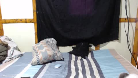 Snapshot of miahells chatting on October 6, 8:39 pm Mia Sam online show from October 6, 8:39 pm