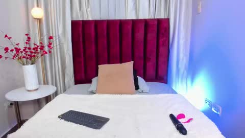 Snapshot of miahertz chatting on October 22, 12:16 pm miahertz online show from October 22, 12:16 pm