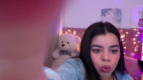 Snapshot of miahjoness chatting on December 3, 12:07 am Miah Joness online show from December 3, 12:07 am