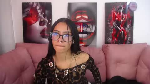 miahotcs online show from June 11, 7:56 pm