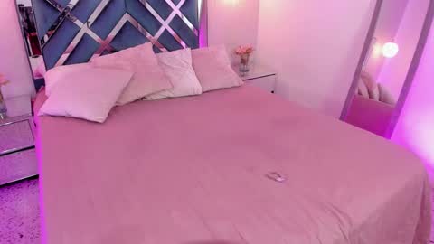 Snapshot of miakhalifa_7 chatting on March 6, 11:36 am Mia Khalifa online show from March 6, 11:36 am