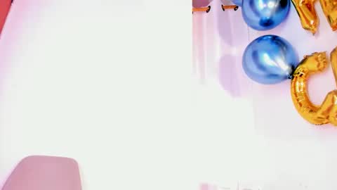 miakirshner_ online show from November 27, 3:36 pm