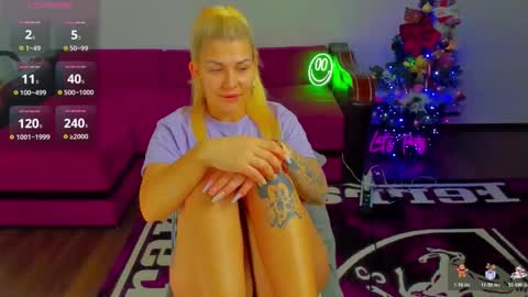 Mia Kittyy online show from December 16, 2:05 am