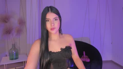 Call me Mia  online show from March 1, 11:34 am