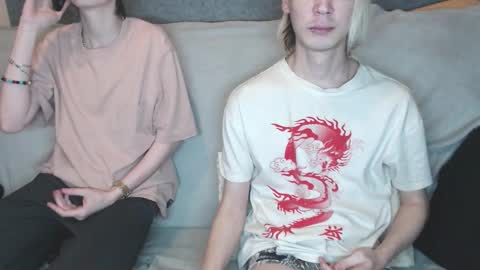 Snapshot of mialy_slim chatting on November 15, 12:02 pm mialy_slim online show from November 15, 12:02 pm