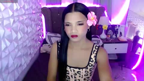 miamalkovax online show from May 18, 12:55 pm