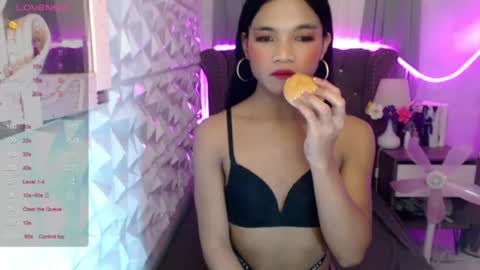 miamalkovax online show from June 24, 4:28 pm