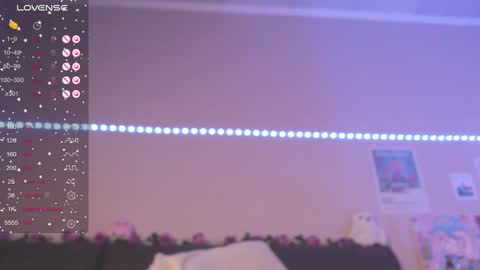 Snapshot of miamiameow chatting on January 28, 2:53 pm Mia online show from January 28, 2:53 pm