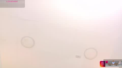 Mia  online show from January 17, 3:22 pm