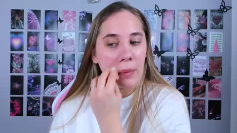 Snapshot of miamilas chatting on February 11, 9:31 am miamilas online show from February 11, 9:31 am