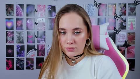 Snapshot of miamilas chatting on February 19, 10:56 am miamilas online show from February 19, 10:56 am