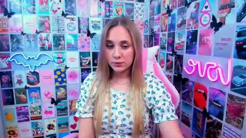 Snapshot of miamilas chatting on September 29, 3:17 pm miamilas online show from September 29, 3:17 pm