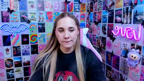 miamilas online show from March 17, 3:26 pm