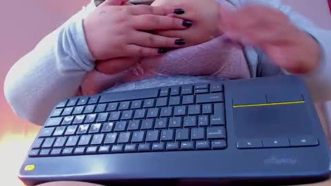 mia miller online show from November 26, 12:55 am