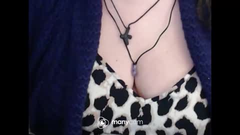 Snapshot of miamimistress chatting on May 9, 9:47 am maya online show from May 9, 9:47 am