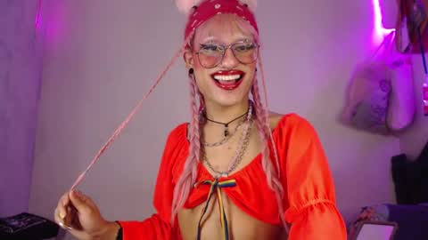 Snapshot of miancuntydoll chatting on January 10, 4:12 am MianCuntyDoll online show from January 10, 4:12 am