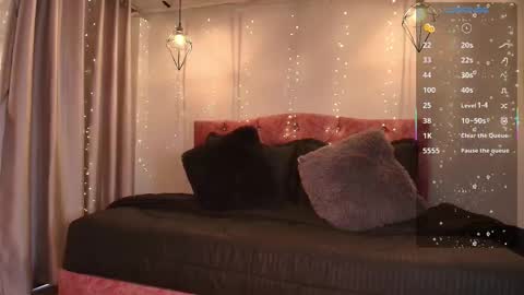 Snapshot of miaoconell chatting on November 8, 9:13 pm miaoconell online show from November 8, 9:13 pm