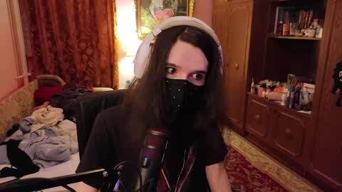 Kristien online show from November 7, 8:42 pm