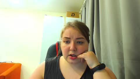 miapisa online show from October 14, 3:57 pm