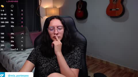 MIAPORTMANN online show from January 14, 3:15 pm