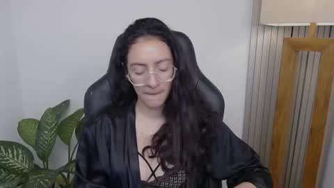 MIAPORTMANN online show from February 25, 10:47 am