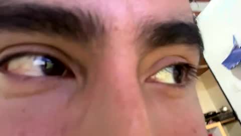 MIA REINA online show from February 21, 9:27 pm