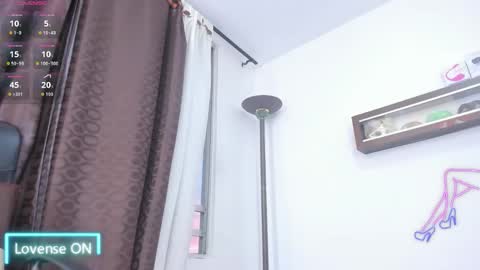 Mia Milf online show from March 12, 11:22 pm