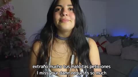 Snapshot of miasavagex18 chatting on December 21, 7:56 am MiaHancock online show from December 21, 7:56 am