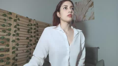 Snapshot of miasilva1 chatting on July 4, 9:10 pm miasilva1 online show from July 4, 9:10 pm