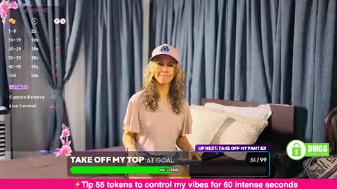 Snapshot of miasiren chatting on June 21, 4:37 am miasiren online show from June 21, 4:37 am
