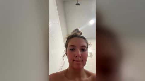 miasmith_001 online show from June 16, 10:34 pm