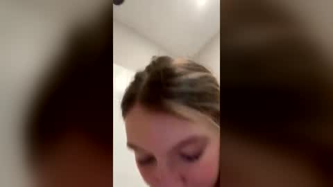 miasmith_001 online show from July 8, 12:59 am
