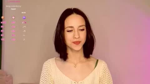 Mia online show from November 21, 6:01 am