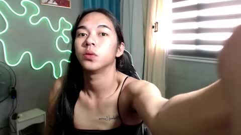 Snapshot of miatrixs chatting on September 30, 7:57 am Mia online show from September 30, 7:57 am